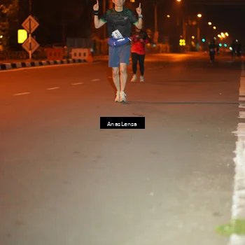 Runner Photo 8156803