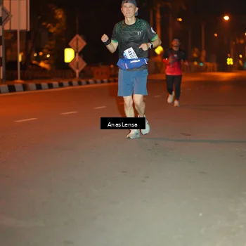 Runner Photo 8156806