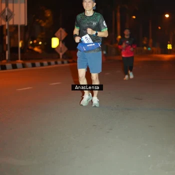 Runner Photo 8156810