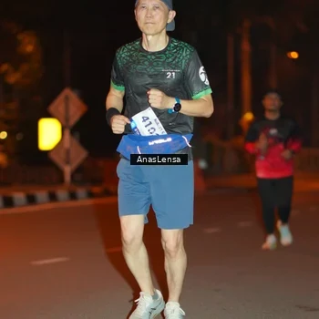 Runner Photo 8156818