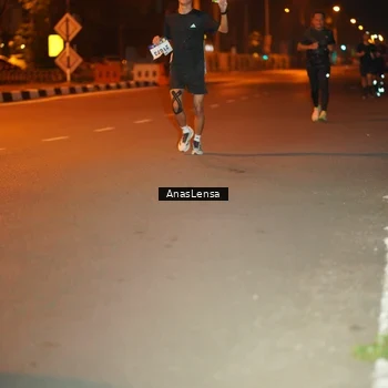Runner Photo 8156837