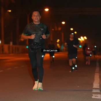 Runner Photo 8156850