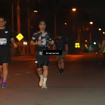 Runner Photo 8156898