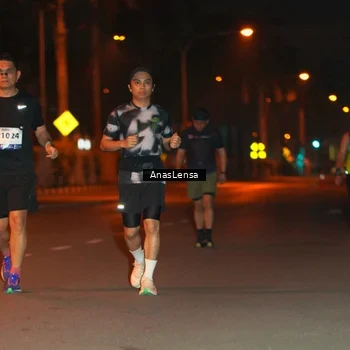 Runner Photo 8156901