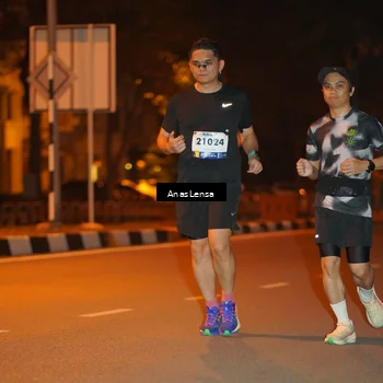 Runner Photo 8156920
