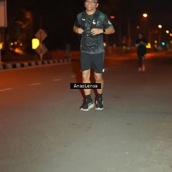 Runner Photo 8156950