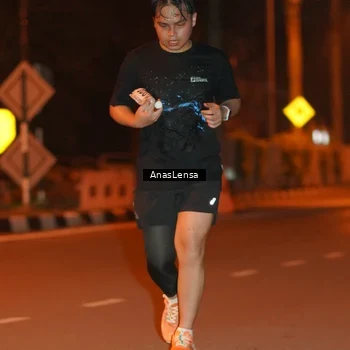 Runner Photo 8156953