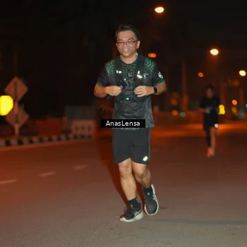 Runner Photo 8156954