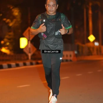 Runner Photo 8156956