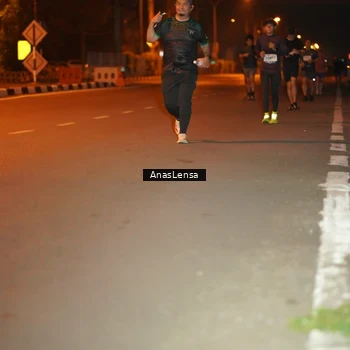 Runner Photo 8156968