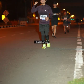 Runner Photo 8156985