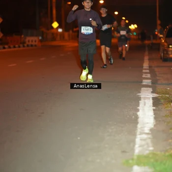 Runner Photo 8156987