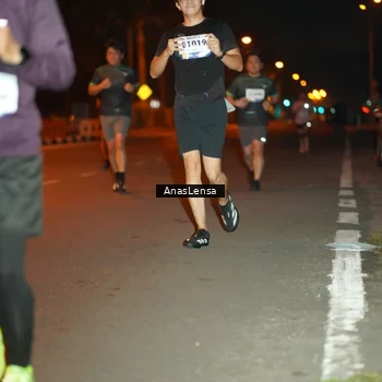 Runner Photo 8156995