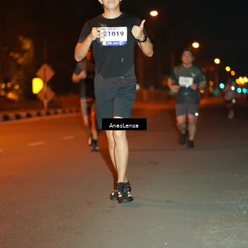 Runner Photo 8157001