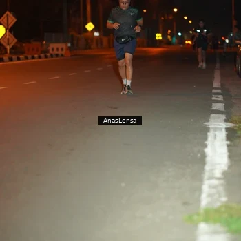Runner Photo 8157030