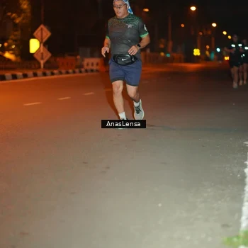 Runner Photo 8157032