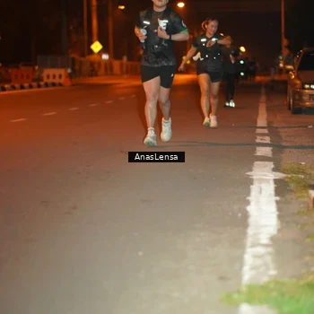 Runner Photo 8157042