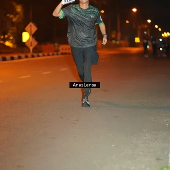 Runner Photo 8157058