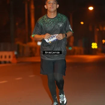 Runner Photo 8157059