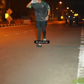 Runner Photo 8157068