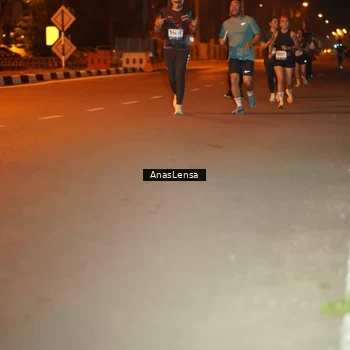 Runner Photo 8157069