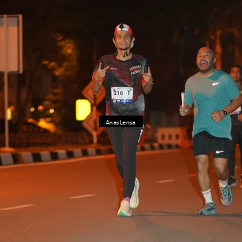 Runner Photo 8157080