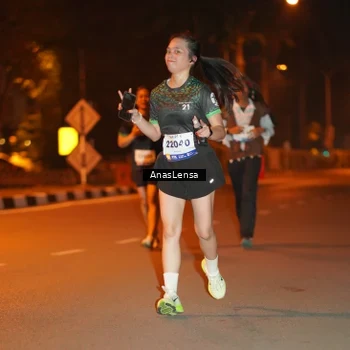 Runner Photo 8157100