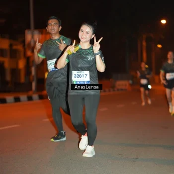 Runner Photo 8157103