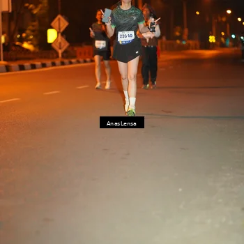 Runner Photo 8157108