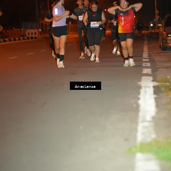Runner Photo 8157142