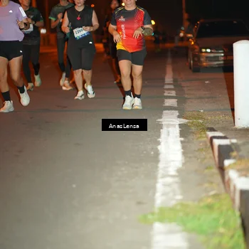 Runner Photo 8157149