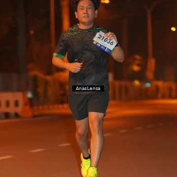 Runner Photo 8157198