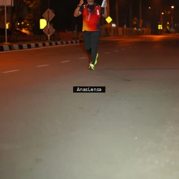 Runner Photo 8157213