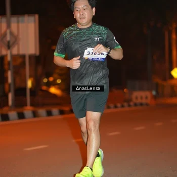Runner Photo 8157215