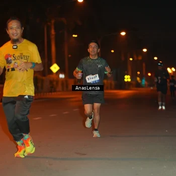 Runner Photo 8157241