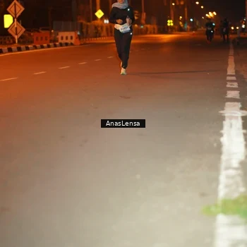 Runner Photo 8157376