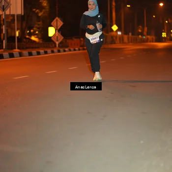 Runner Photo 8157387