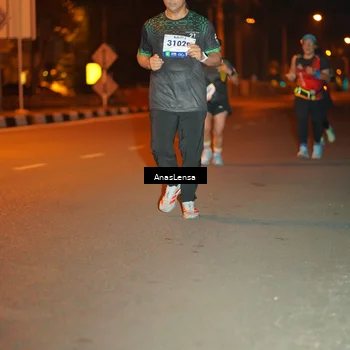 Runner Photo 8157474