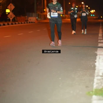 Runner Photo 8157505