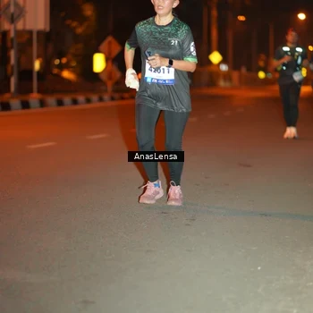 Runner Photo 8157508