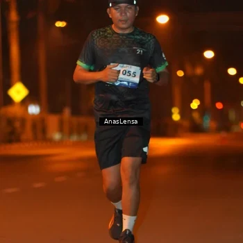 Runner Photo 8157604