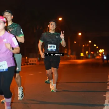 Runner Photo 8157636