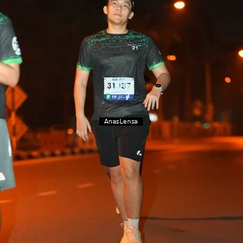 Runner Photo 8157639