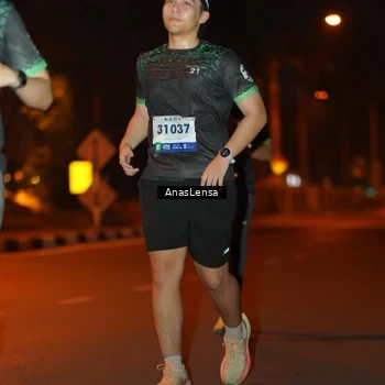 Runner Photo 8157640