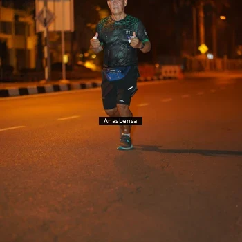 Runner Photo 8157669
