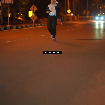 Runner Photo 8157694