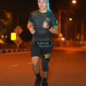 Runner Photo 8157773