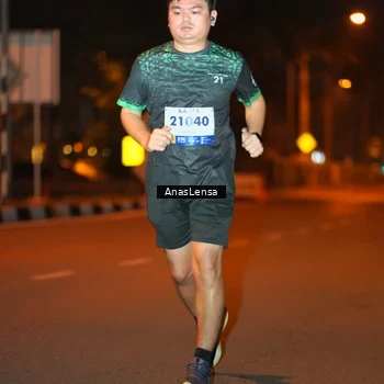 Runner Photo 8157804