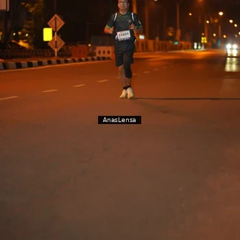 Runner Photo 8157823