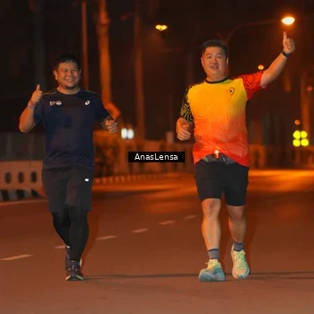Runner Photo 8157898